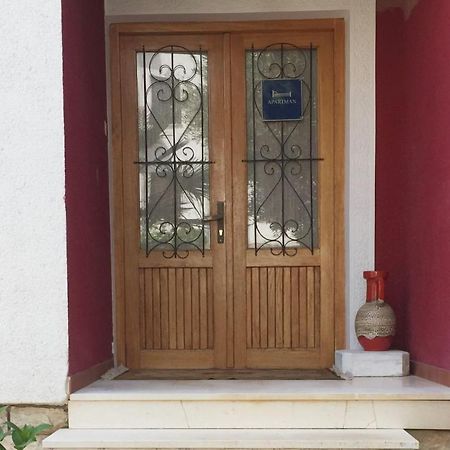 Domic ,Two Bedrooms Whit Large Terrace ニヴィーチェ エクステリア 写真