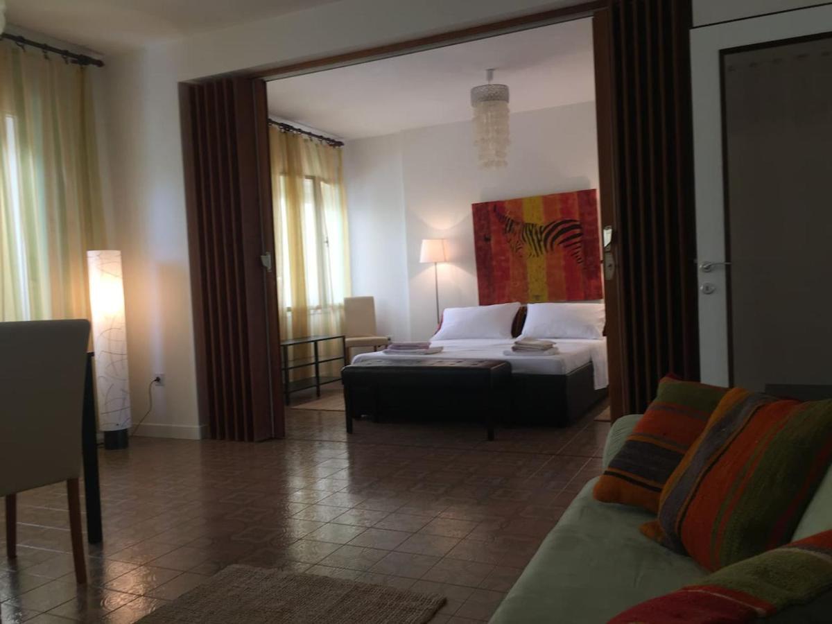 Domic ,Two Bedrooms Whit Large Terrace ニヴィーチェ エクステリア 写真