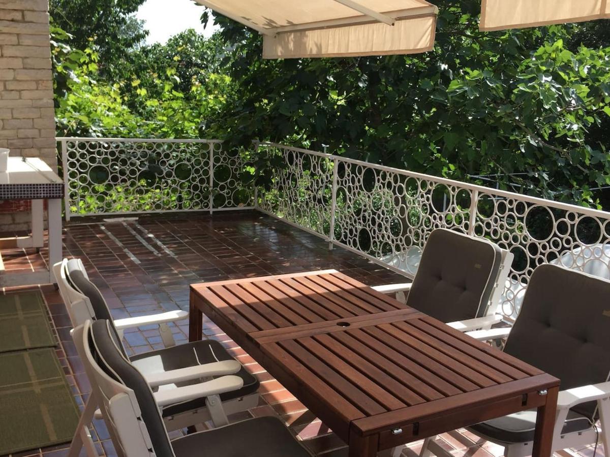 Domic ,Two Bedrooms Whit Large Terrace ニヴィーチェ エクステリア 写真